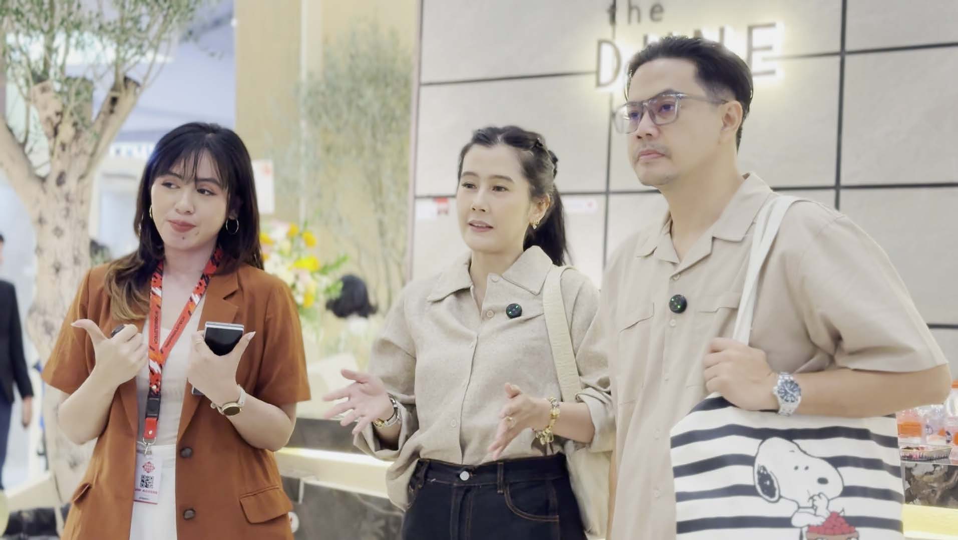 Arie dan Andika mengunjungi Pameran Sun Power di Indobuildtech 2026